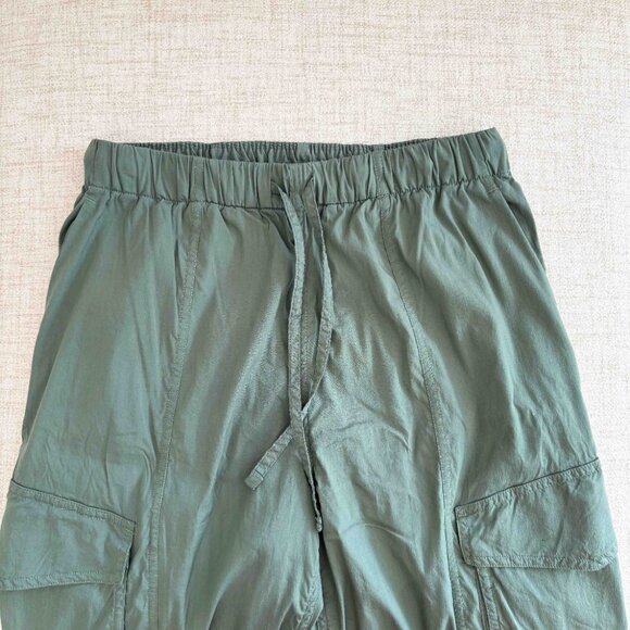 lululemon Grey Eucalyptus Lightweight Adjustable Mid-Rise Cargo Pant size XS - Picture 10 of 16